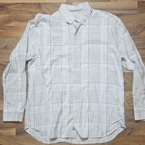 Tommy Bahama 100% Silk Plaid Button-Down Long Sleeves Large - Picture 1 of 9